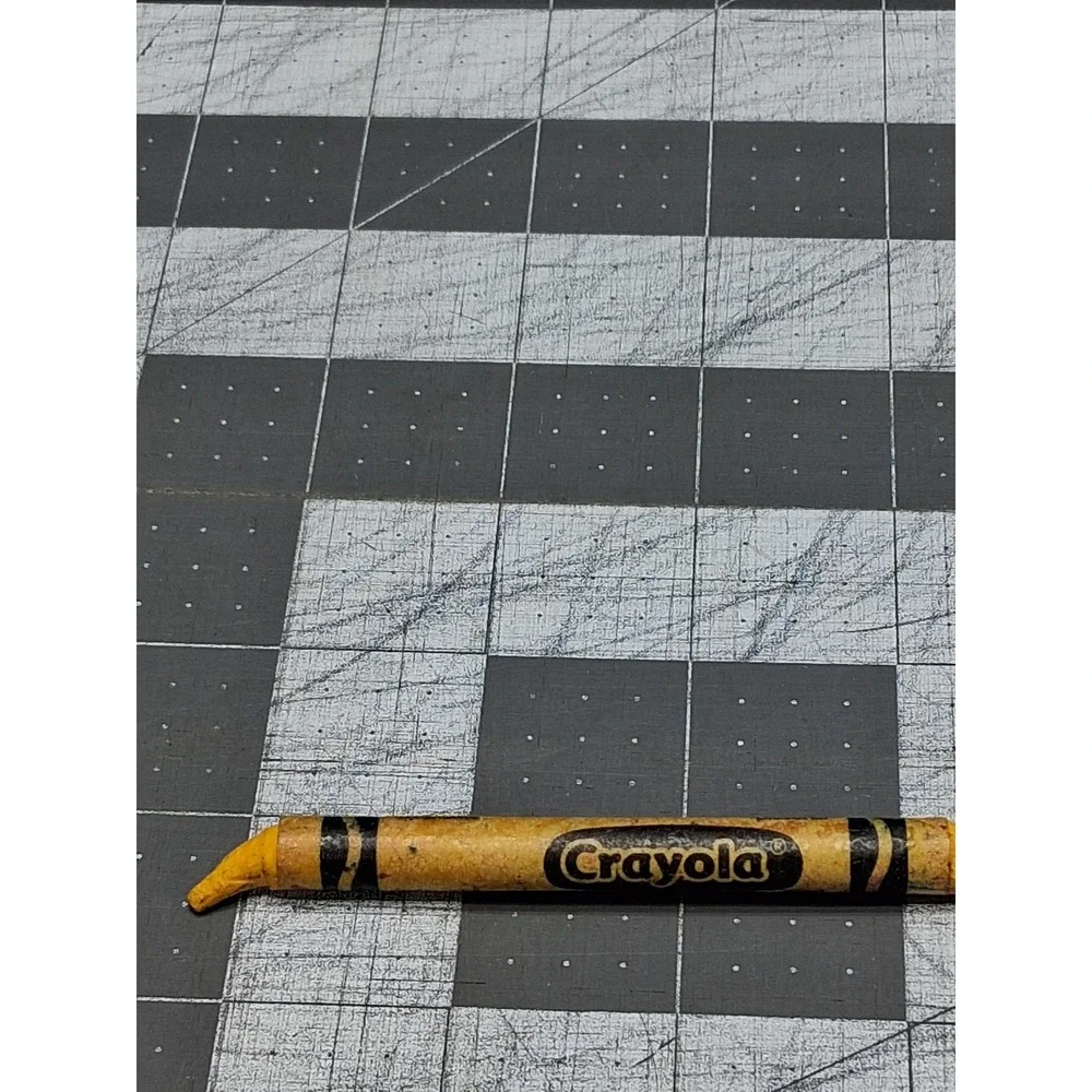 Crayola Crayon Dandelion Yellow Retired Color Loose Single Wax Art Supply Read